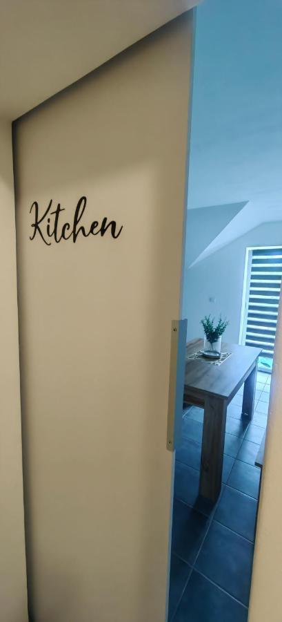 Rooms Osmica- Videm Pri Ptuju ภายนอก รูปภาพ